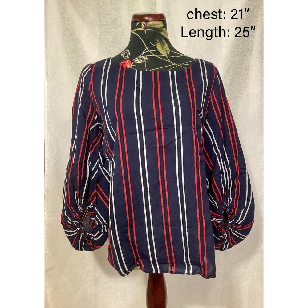 Cabi blue‎ red stripped flag